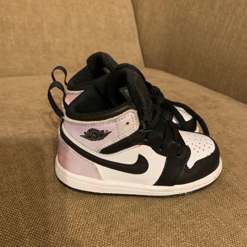 Jordan toddler 1’s